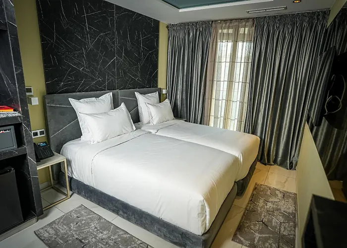 Magnifique Hotel